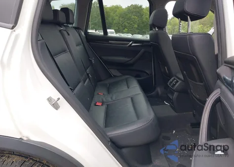 2017 BMW X3 xDrive28I z USA, uszkodzony, nr VIN 5UXWX9C51H0T04479